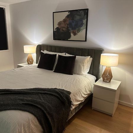 Palko - Luxury In The City Canberra Esterno foto