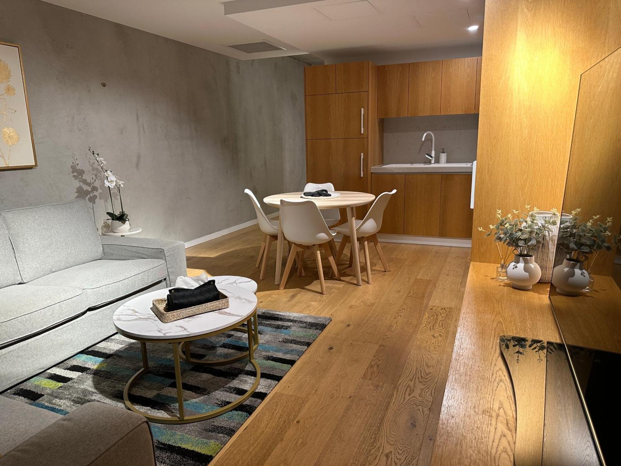 Palko - Luxury In The City Canberra Esterno foto